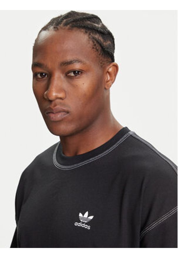 Adidas - adidas T-Shirt Trefoil Essentials JW0971 Czarny Regular Fit. Kolor: czarny. Materiał: bawełna