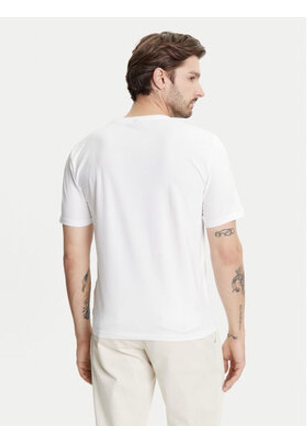 YSABEL MORA - Ysabel Mora T-Shirt 90514 Biały Regular Fit. Kolor: biały. Materiał: bawełna