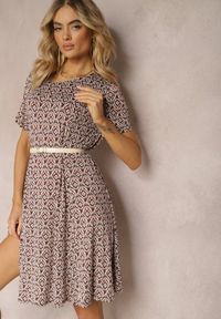 Renee - Brązowa Wiskozowa Sukienka o Rozkloszowanym Fasonie z Ornamentalnym Wzorem Jasminas. Kolor: brązowy. Materiał: wiskoza. Styl: boho #3