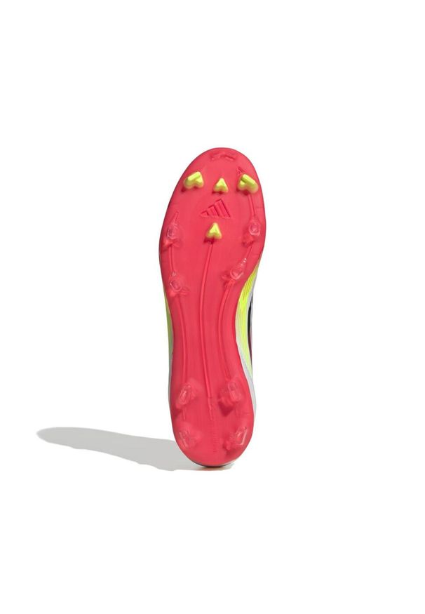Adidas - Buty F50 League FG/MG. Kolor: czarny, biały, wielokolorowy, żółty. Materiał: materiał. Sport: piłka nożna