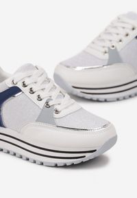 Renee - Białe Sneakersy z Brokatową Dzianinową Wstawką Atobia. Kolor: biały. Materiał: dzianina. Obcas: na platformie #5
