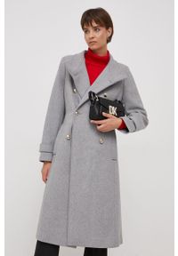 DKNY - Dkny płaszcz wełniany kolor szary przejściowy dwurzędowy. Okazja: na co dzień. Kolor: szary. Materiał: wełna. Styl: casual, klasyczny #1