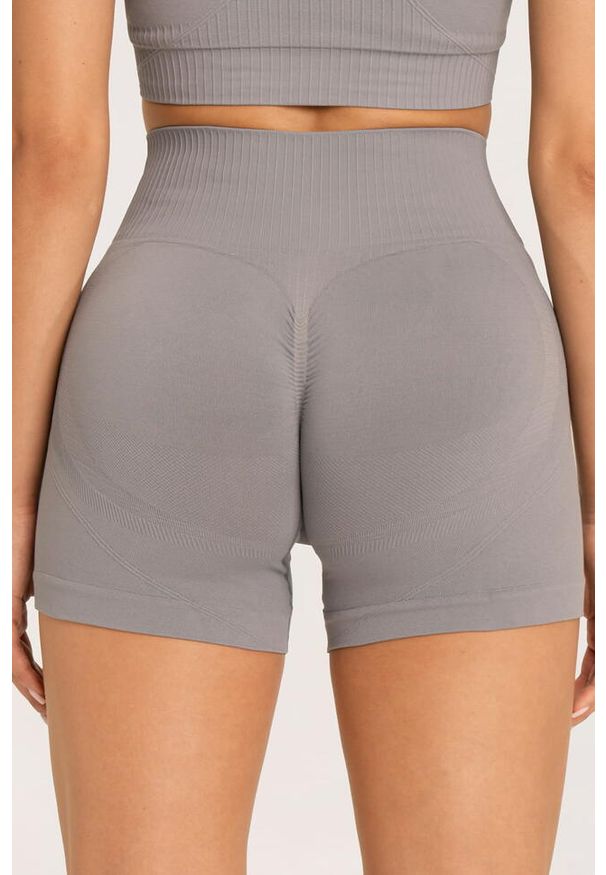 GYM GLAMOUR - Spodenki fitness damskie Gym Glamour push up 2.0. Kolor: szary. Sport: fitness