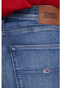 Tommy Jeans jeansy SYLVIA BF1252 damskie high waist. Stan: podwyższony. Kolor: niebieski