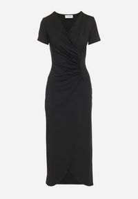 Born2be - Czarna Dopasowana Sukienka z Wiskozą o Kopertowym Kroju z Marszczeniem Talisia. Okazja: na co dzień. Typ kołnierza: dekolt w kształcie V. Kolor: czarny. Materiał: wiskoza. Długość rękawa: krótki rękaw. Typ sukienki: kopertowe. Styl: casual, elegancki #2