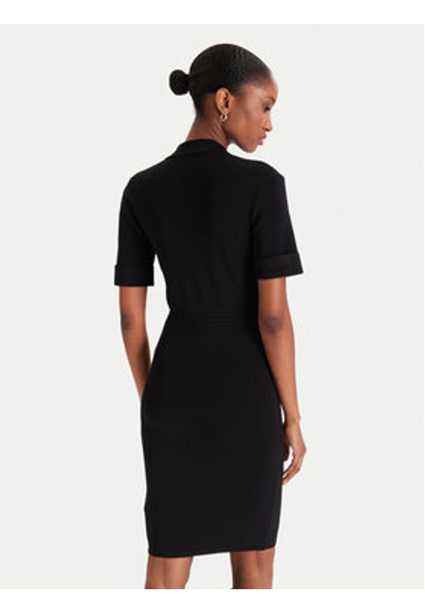 Guess Sukienka dzianinowa W5YK29 Z0130 Czarny Slim Fit. Kolor: czarny. Materiał: wiskoza, syntetyk