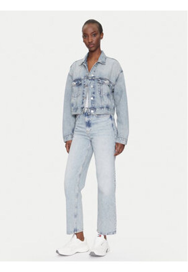 Tommy Jeans Kurtka jeansowa DW0DW21289 Niebieski Regular Fit. Kolor: niebieski. Materiał: bawełna