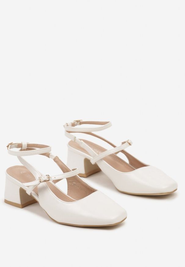 Renee - Białe Czółenka na Słupku Wykończone Kwadratowym Noskiem i Cienkimi Paseczkami Elavon. Okazja: na spotkanie biznesowe, do pracy. Zapięcie: sprzączka. Kolor: biały. Obcas: na słupku. Styl: elegancki, biznesowy