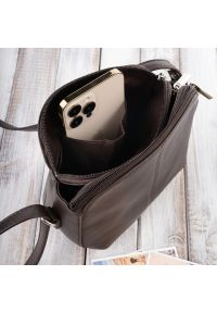 Listonoszka skórzana PAOLO PERUZZI SI-11-BR brązowa. Kolor: brązowy. Materiał: skórzane. Rodzaj torebki: na ramię #1