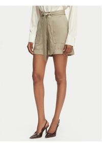 Guess Szorty materiałowe W5GD1R WG4C2 Khaki Regular Fit. Kolor: brązowy. Materiał: lyocell #1