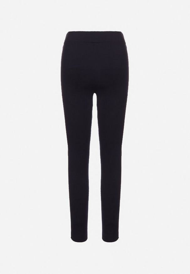 Born2be - Granatowe Legginsy z Wiskozą z Wysokim Stanem Zdobione Guzikiem z Cyrkoniami Nalette. Okazja: na co dzień. Stan: podwyższony. Kolor: niebieski. Materiał: wiskoza. Wzór: aplikacja. Styl: elegancki, casual