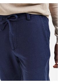 Selected Homme Chinosy 16087636 Granatowy Slim Tapered Fit. Kolor: niebieski. Materiał: bawełna, len #6