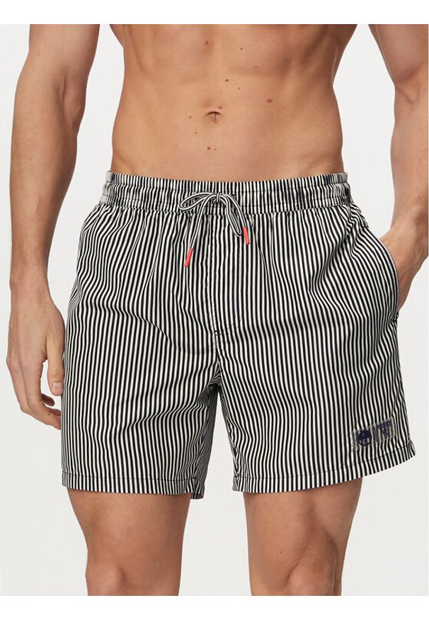 Guess Szorty kąpielowe M6GZ20 W2170 Kolorowy Regular Fit. Materiał: syntetyk. Wzór: kolorowy