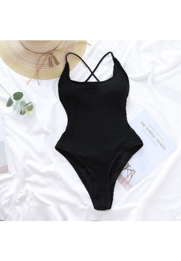 Intica - Strój jednoczęściowy prążkowany na plażę Hsiu. Kolor: czarny. Materiał: prążkowany