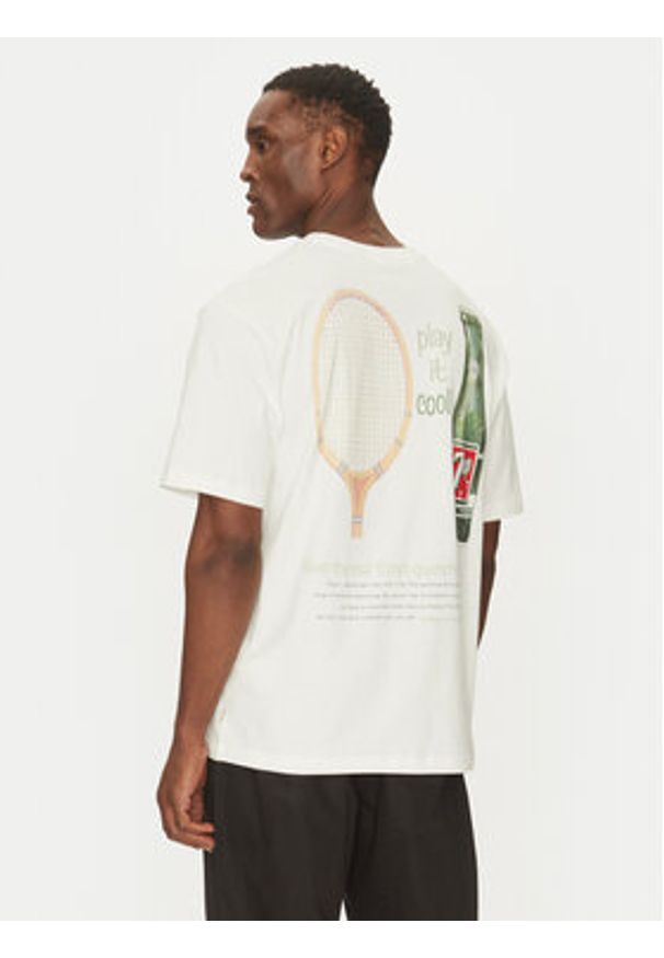 Only & Sons T-Shirt 7Up 22033847 Biały Relaxed Fit. Kolor: biały. Materiał: bawełna