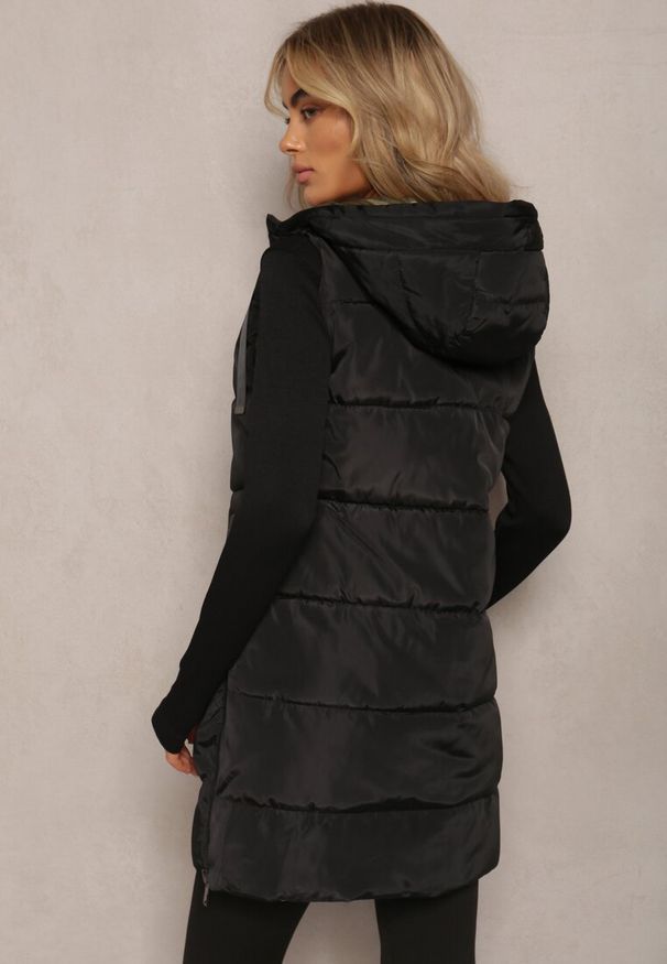 Renee - Czarna Długa Kamizelka Pikowana Dwustronna ze Sznurkami przy Kapturze Frenila. Okazja: na spacer. Kolor: czarny. Materiał: jeans, materiał. Długość: długie