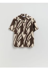Reserved - Koszula regular z dodatkiem lnu - ciemnobrązowy. Kolor: brązowy. Materiał: len #1