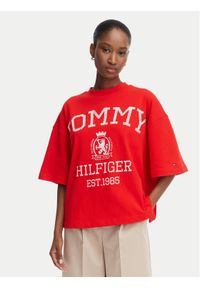 TOMMY HILFIGER - Tommy Hilfiger T-Shirt Varsity Crest WW0WW50940 Czerwony Oversize. Kolor: czerwony. Materiał: bawełna #1