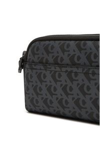 Calvin Klein Jeans Saszetka Matte Aop Camera Bag 22 LV04G3114G Czarny. Kolor: czarny. Materiał: skóra