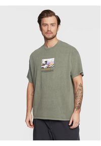 BDG Urban Outfitters T-Shirt 76134659 Zielony Relaxed Fit. Kolor: zielony. Materiał: bawełna