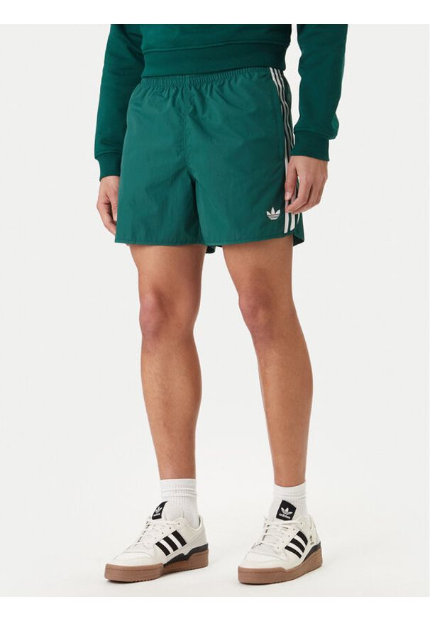 Adidas - adidas Szorty sportowe Sprinter KE3569 Zielony Regular Fit. Kolor: zielony. Materiał: syntetyk. Styl: sportowy