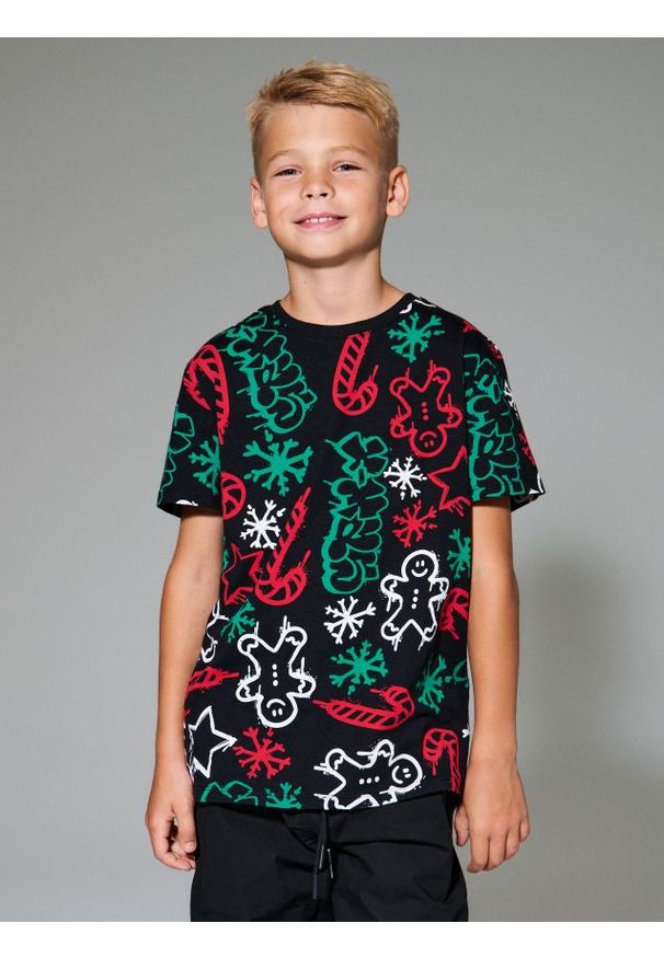 Sinsay - Bawełniana koszulka ze wzorkiem świątecznym - czarny. Kolor: czarny. Materiał: bawełna. Styl: wizytowy