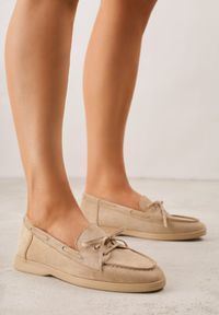 Renee - Ciemnobeżowe Mokasyny ze Sznurkiem i Kokardą Samiphia. Okazja: na co dzień. Kolor: beżowy. Materiał: jeans. Styl: casual, elegancki #7