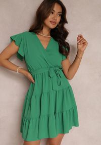 Renee - Zielona Sukienka z Paskiem Phaedrialla. Kolor: zielony. Materiał: materiał, tkanina. Długość rękawa: krótki rękaw. Długość: mini #1
