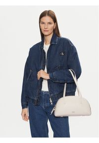 Calvin Klein Torebka Ck Glide Elongated Shoulder Bag K60K612819 Biały. Kolor: biały. Materiał: skórzane #1