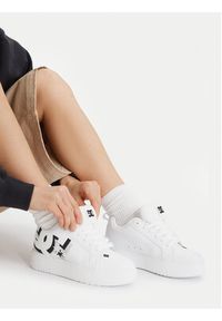 DC Shoes Sneakersy CEO-COURT GRAFFIK PLATFORM DC02422101 Biały. Kolor: biały. Materiał: skóra. Obcas: na platformie #9