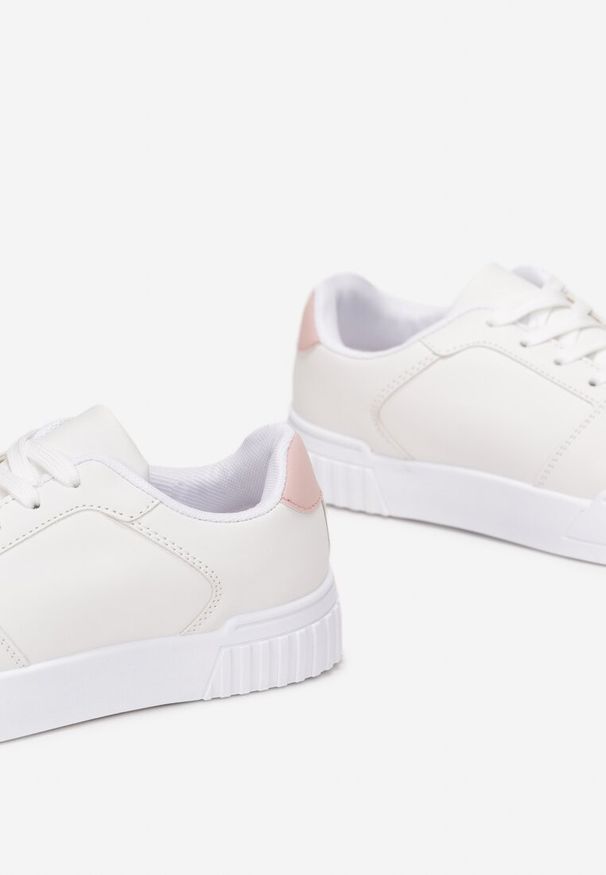 Born2be - Biało-Różowe Sneakersy Polane. Wysokość cholewki: przed kostkę. Zapięcie: sznurówki. Kolor: biały. Materiał: jeans. Szerokość cholewki: normalna. Wzór: aplikacja. Sezon: lato. Obcas: na płaskiej podeszwie