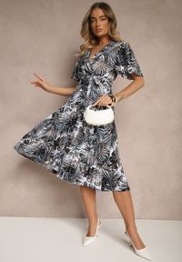 Renee - Czarna Plisowana Rozkloszowana Sukienka z Bawełną Culinea. Okazja: na co dzień, na imprezę. Kolor: czarny. Materiał: bawełna. Styl: klasyczny, casual #5