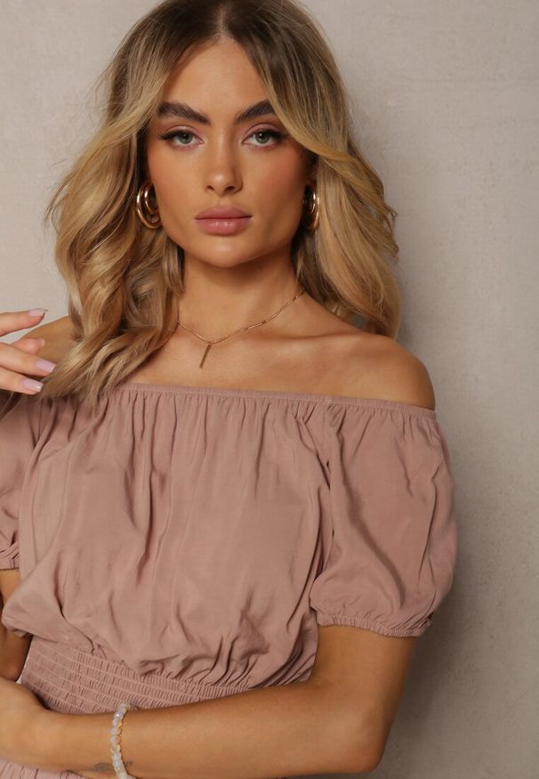 Renee - Ciemnobeżowy Letni Komplet z Wiskozy z Rozkloszowaną Spódnicą i Bluzką z Hiszpańskim Dekoltem Rallissa. Kolor: beżowy. Materiał: wiskoza