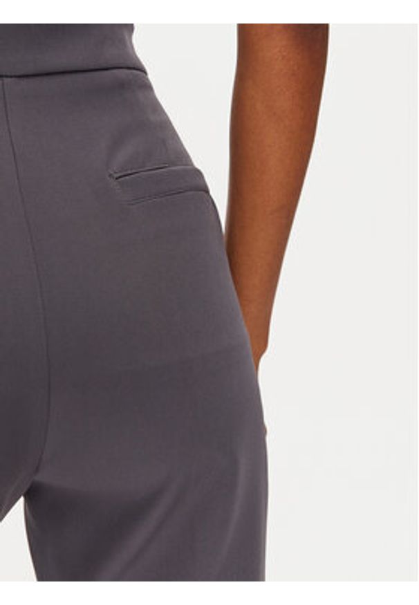 Maryley Spodnie materiałowe 24IB587/43ST Szary Regular Fit. Kolor: szary. Materiał: syntetyk