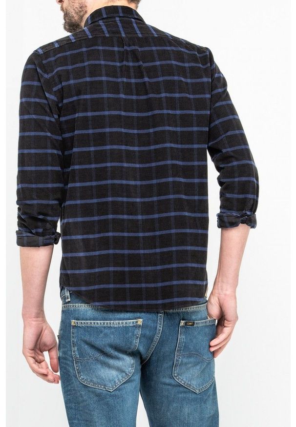 Lee - LEE BUTTON DOWN MĘSKA KOSZULA MATERIAŁOWA W KRATE KRATA NIGHT SKY L880YZSJ 112123503. Typ kołnierza: button down. Materiał: materiał