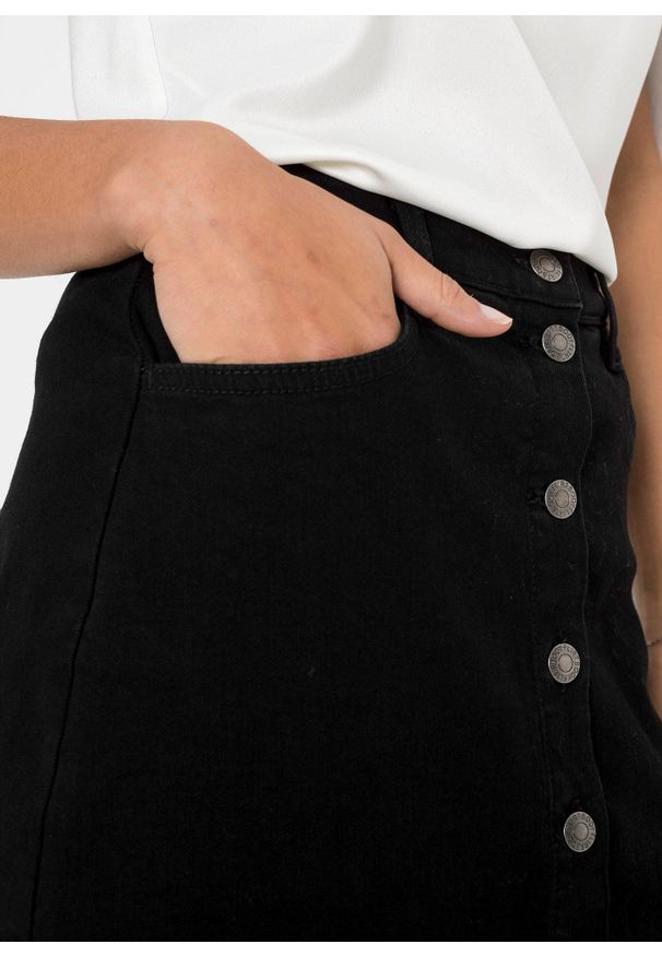 bonprix - Spódnica dżinsowa ze stretchem. Kolor: czarny