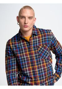 Big-Star - Koszula męska w kratę granatowa Dakowis 403. Kolor: niebieski. Materiał: jeans, tkanina, bawełna. Wzór: kolorowy, haft. Styl: rockowy, klasyczny, retro #5
