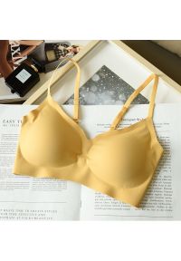 Intica - Biustonosz piankowy bez fiszbin z regulowanymi ramiączkami Anastassiya. Kolor: żółty. Materiał: materiał