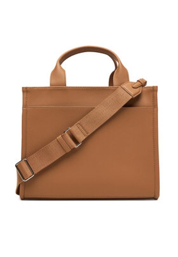 DKNY Torebka R53AAR57 Brązowy. Kolor: brązowy. Materiał: skórzane