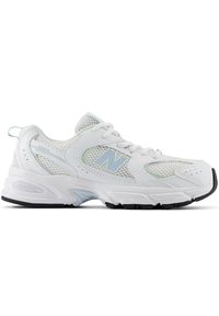 Buty dziecięce New Balance GR530SP – białe. Okazja: na uczelnię, na co dzień. Kolor: biały. Materiał: materiał, syntetyk, guma. Szerokość cholewki: normalna