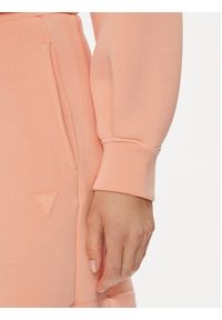 Guess Bluza Cindra V3BQ15 K7UW2 Koralowy Regular Fit. Kolor: pomarańczowy. Materiał: wiskoza