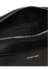 Calvin Klein Torebka Ck Must Small Camera Bag LV04F3097G Czarny. Kolor: czarny. Materiał: skórzane #4