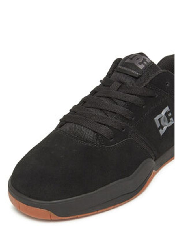 DC Sneakersy CENTRAL ADYS100551-KKG Czarny. Kolor: czarny. Materiał: zamsz, skóra