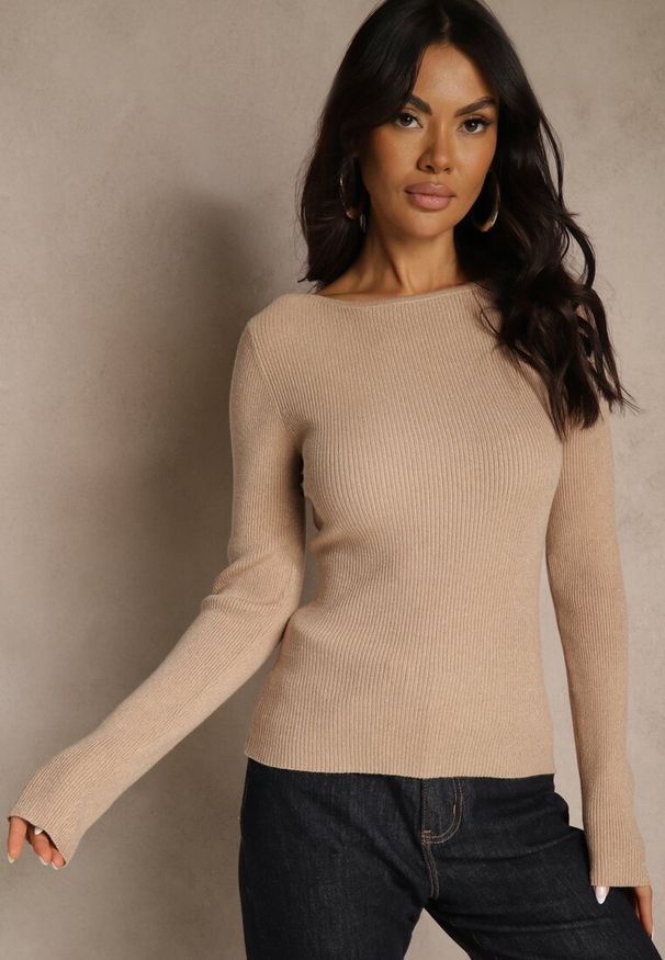 Renee - Beżowy Sweter z Wiskozą Ozdobiony Metaliczną Nitką Liatolla. Okazja: na co dzień. Kolor: beżowy. Materiał: wiskoza. Wzór: aplikacja. Styl: casual