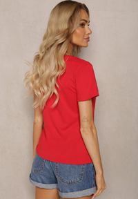 Renee - Czerwony T-shirt z Bawełny z Nadrukiem o Metalicznym Połysku Abiana. Okazja: na co dzień. Kolor: czerwony. Materiał: bawełna. Wzór: nadruk. Styl: casual, elegancki, wizytowy #2