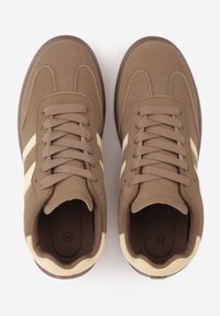 Renee - Jasnobrązowe Casualowe Sneakersy na Płaskiej Podeszwie z Paskami Jereria. Okazja: na co dzień. Zapięcie: pasek. Kolor: beżowy. Materiał: jeans. Obcas: na płaskiej podeszwie #2