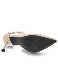 Czółenka damskie Vinceza, cholewka ze skóry ekologicznej o gładkim wykończeniu elegancki fason z wycięciem po boku, beżowe, 62288. Okazja: na spotkanie biznesowe. Zapięcie: pasek. Kolor: beżowy. Szerokość cholewki: normalna. Wzór: gładki. Materiał: skóra ekologiczna. Obcas: na obcasie. Styl: elegancki. Wysokość obcasa: średni #2