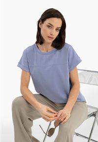 Volcano - Luźna bluzka z modalu TM-FINA. Okazja: na co dzień. Materiał: poliester, elastan, skóra, materiał. Długość rękawa: krótki rękaw. Długość: krótkie. Wzór: gładki. Styl: casual, klasyczny, sportowy #1