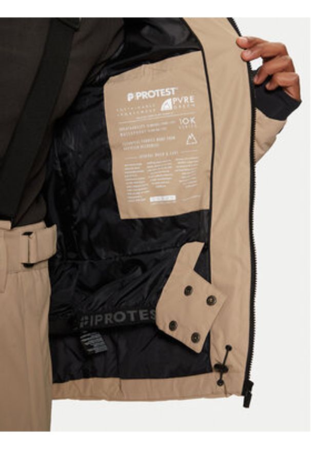 Protest Kurtka narciarska Superior24 6711244 Beżowy Slim Fit. Kolor: beżowy. Materiał: syntetyk. Sport: narciarstwo