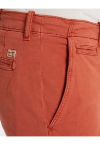 Wrangler - WRANGLER CHINO MĘSKIE SPODNIE MATERIAŁOWE RED OCHRE W14LP773J. Materiał: materiał #6